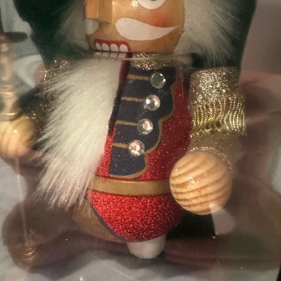 Kurt Adler Hand-Painted Wooden Mini Nutcracker King With Staff & Crown - Picture 3 of 8